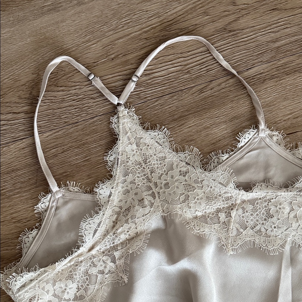Abercrombie & Fitch Women’s Lace-Trimmed Cream Satin Bodysuit - Picture 4 of 5